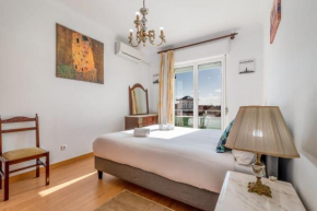GuestReady - Bright 2BR Apartment in the heart of Graça